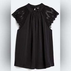 Vince Camuto Anouk Raglan Lace Shoulder Cap Sleeve Blouse, Size 1X